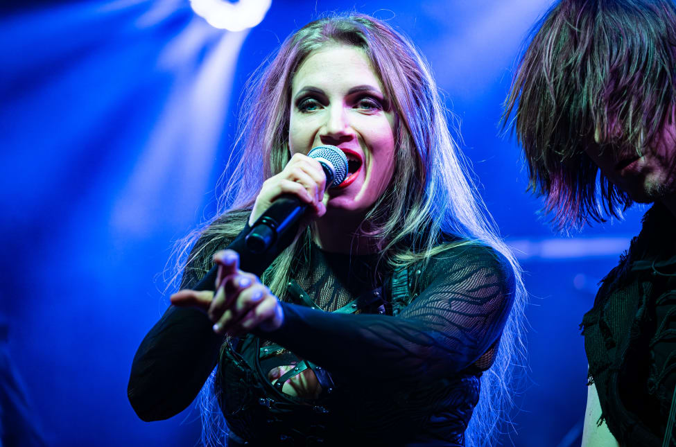 Elina Siirala, Leaves’ Eyes